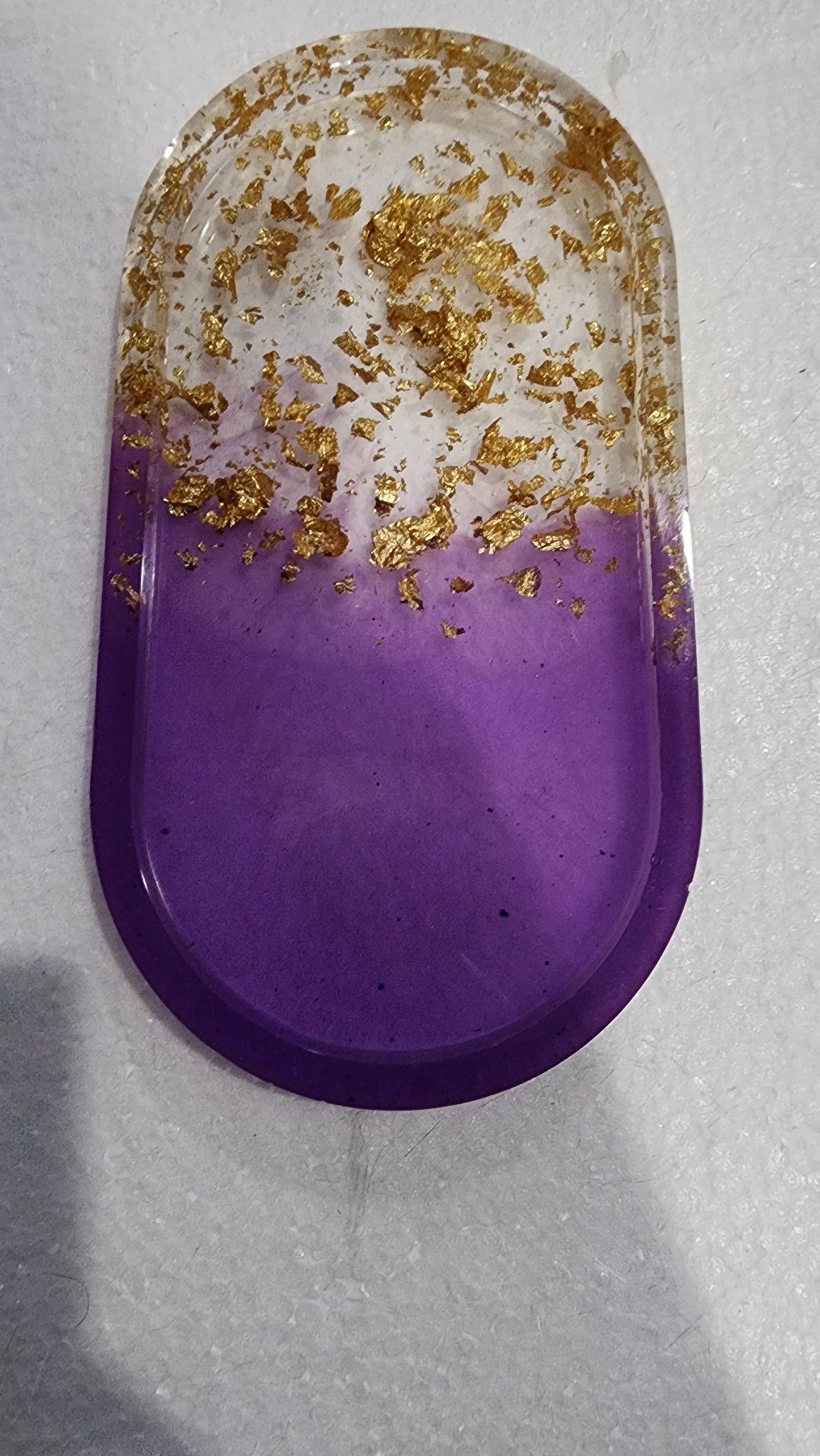 Elegant Purple & Gold Leaf Resin Jewelry Tray – Handmade Oval Trinket Dish for Rings & Earrings