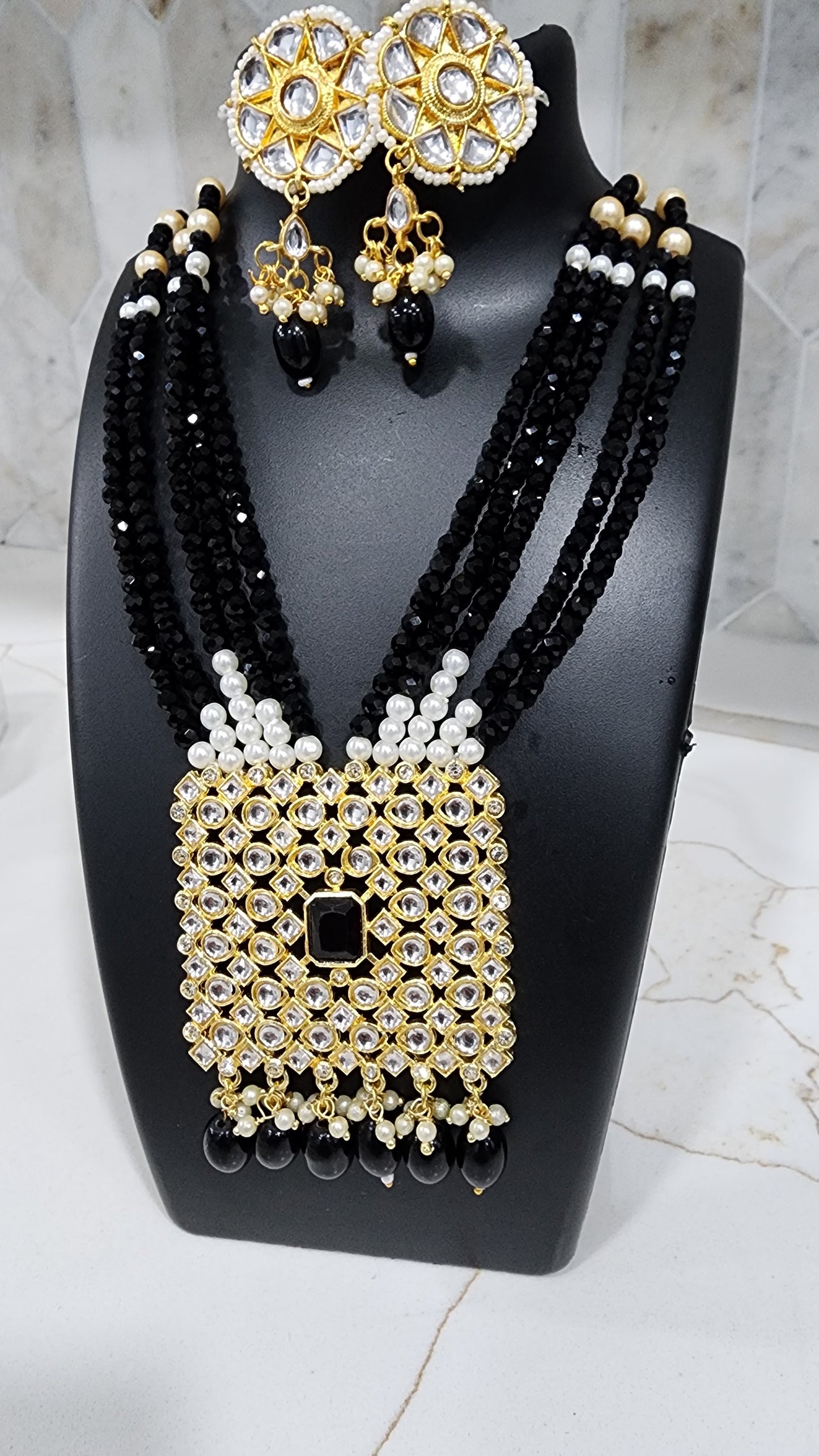 Black Stone Necklace set with Kundan and white and black stones