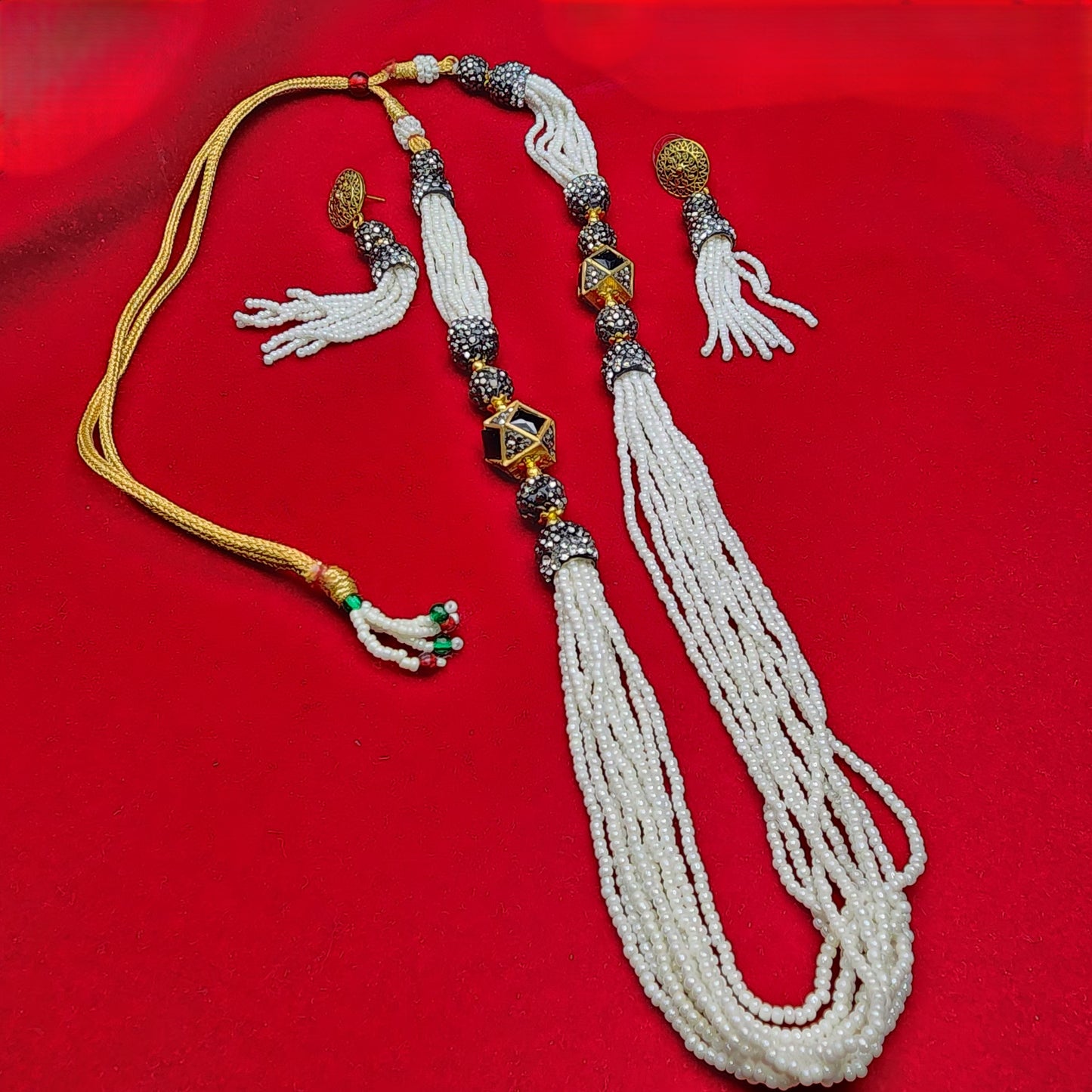 Traditional Pearl Beaded Kundan Necklace Set with Earrings – White & Gold Bridal Jewelry