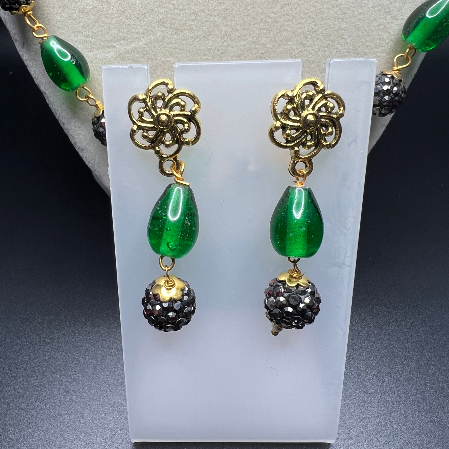 Opulent Green Glass and Crystal Necklace and Earring Set