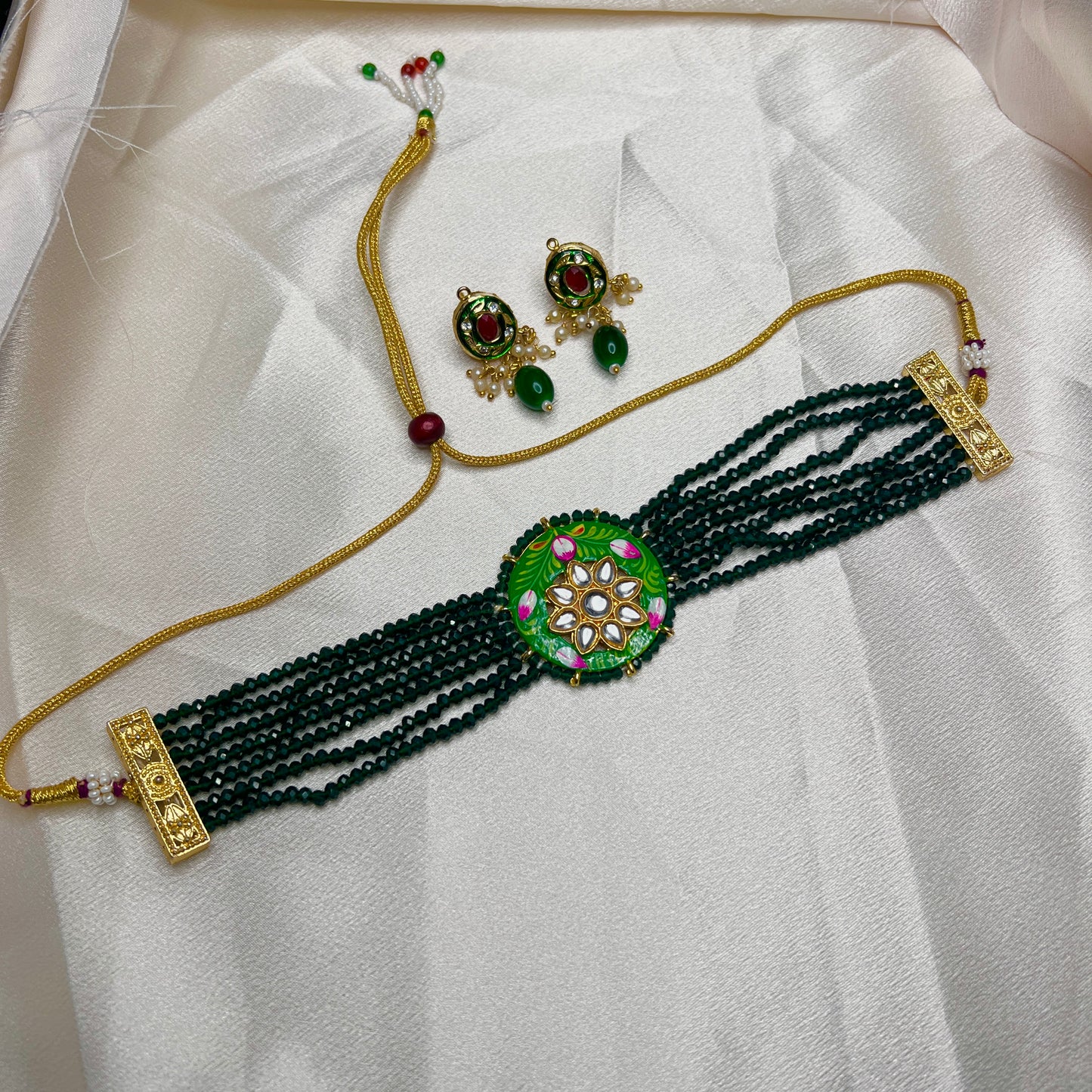 Green Meenakari Kundan Choker Necklace Set – Handmade Beaded Jewelry for Weddings, Festivals & Parties