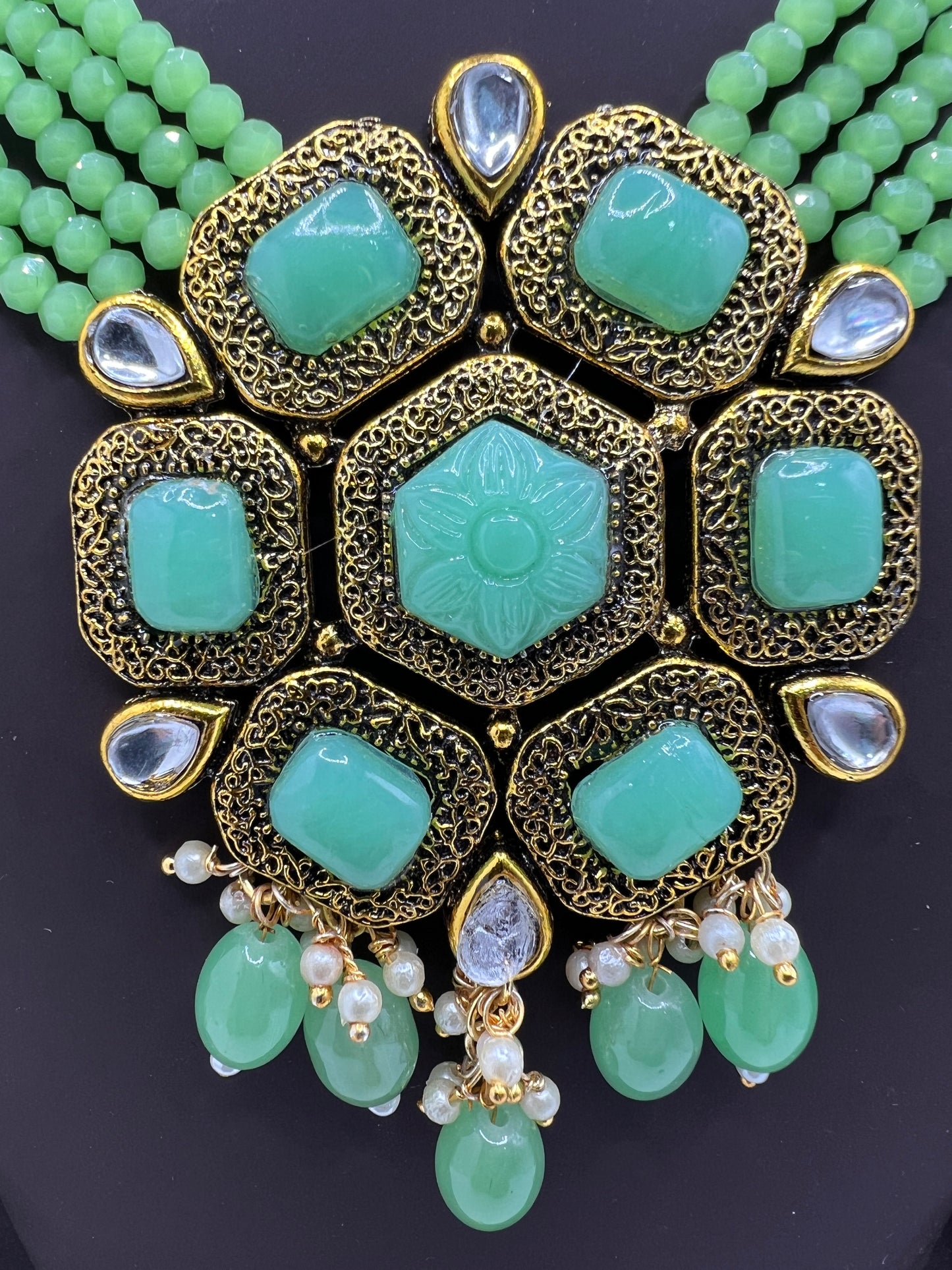 Green Enameled Pendant Necklace set