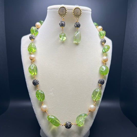 Light Green Crackle Glass & Pearl Beaded Necklace Set with Statement Earrings