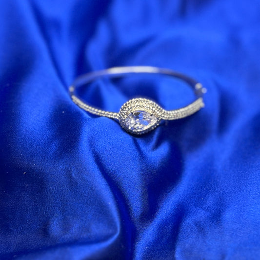 Oval Halo CZ Diamond Bangle Bracelet – Adjustable Statement Jewelry for Women