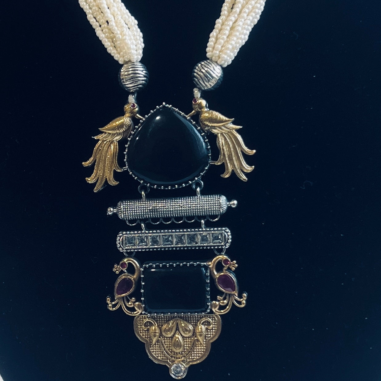 Navy Blue Glass beads-Pearl gold Necklace with silver Gold finish