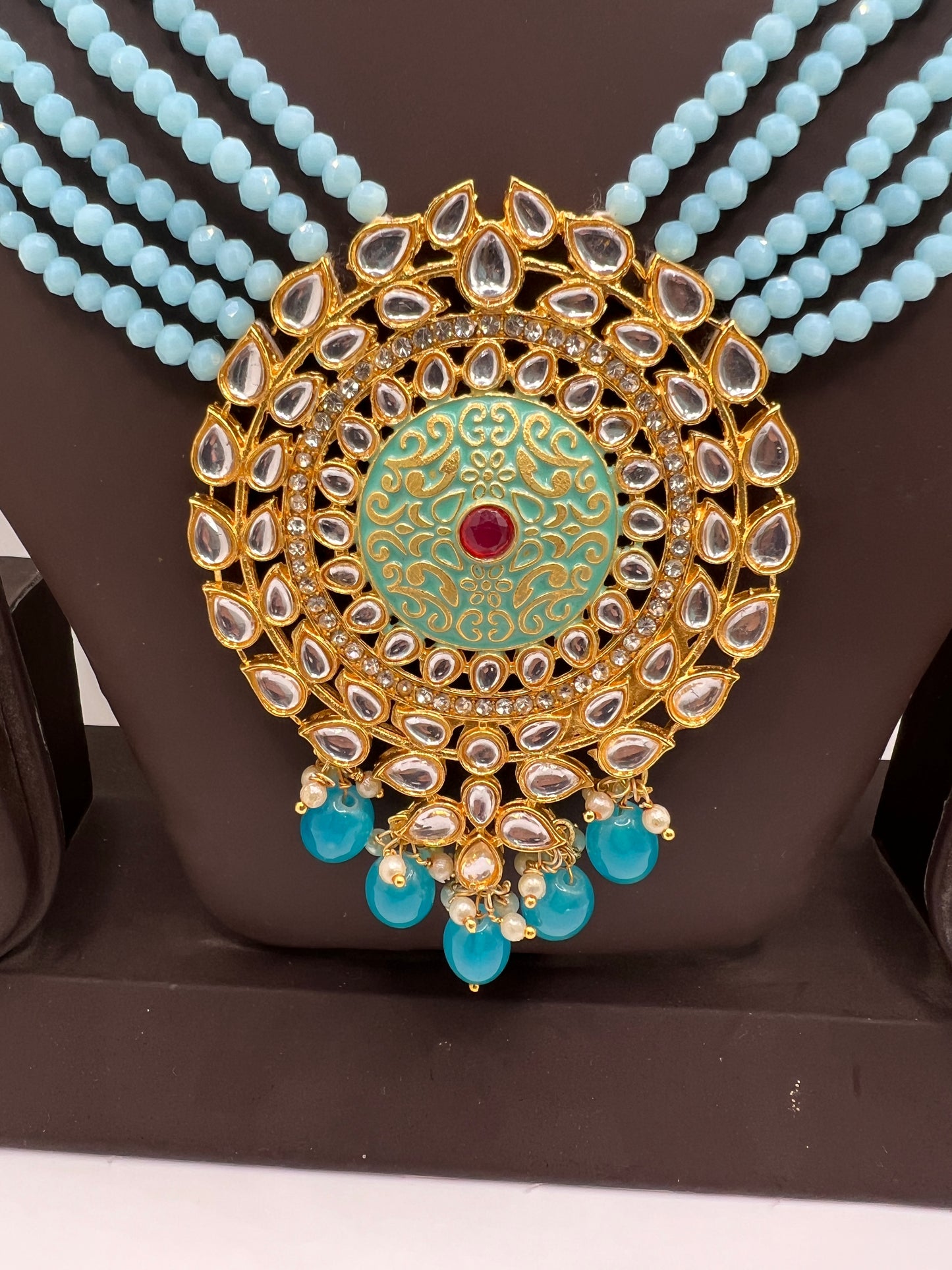 Aqua Aura Elegance: Gold-Outlined Teal Jewelry Set