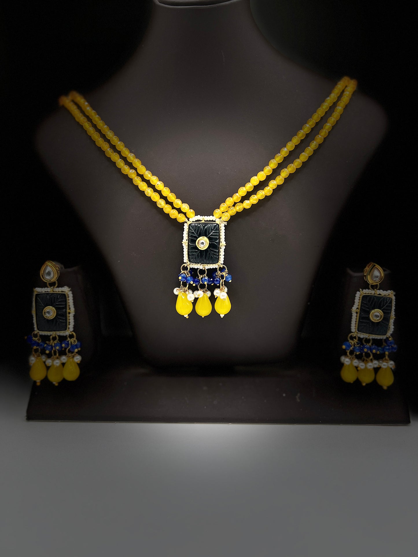 Black Stone Pendant with Silver Kundan and Yellow Strands Set