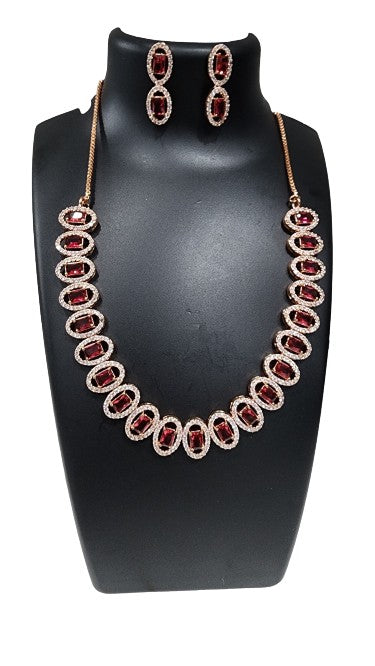 Beautiful Gold Rose Neckless Ruby colored stones